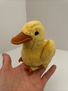 Folkmanis Puppets Mini Duckling Finger Puppet